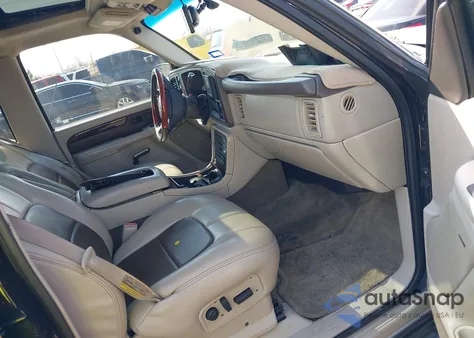 2002 Cadillac Escalade Standard from USA, damaged, VIN 1GYEK63N42R108298